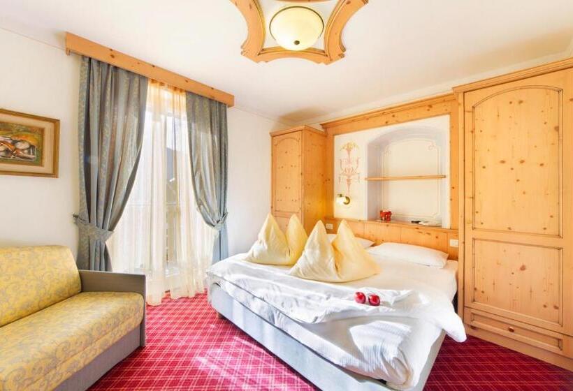Номер Стандарт Трехместный, Alpotel Dolomiten