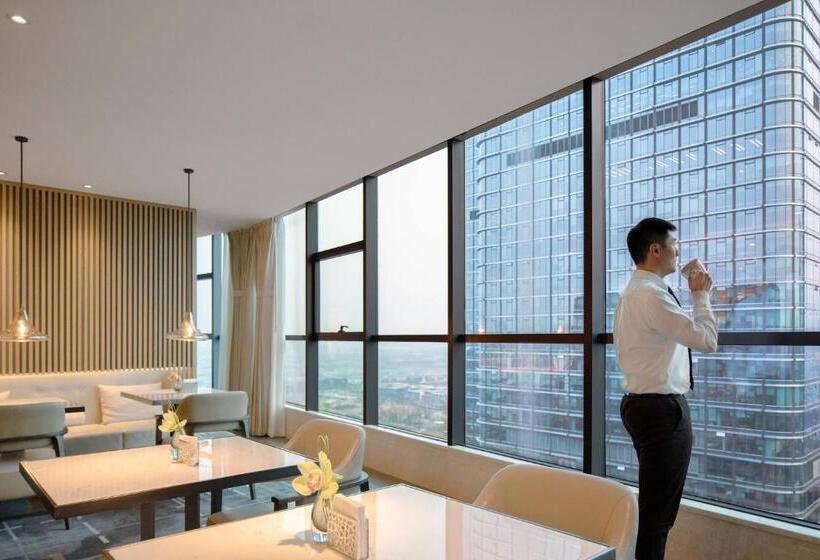 キングサイズベッドのエクゼクティブルーム, Chengdu Marriott Hotel Financial Centre