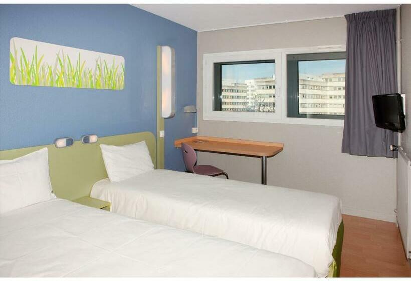 Номер Стандарт, Ibis Budget Tours Centre Gare Et Congrès