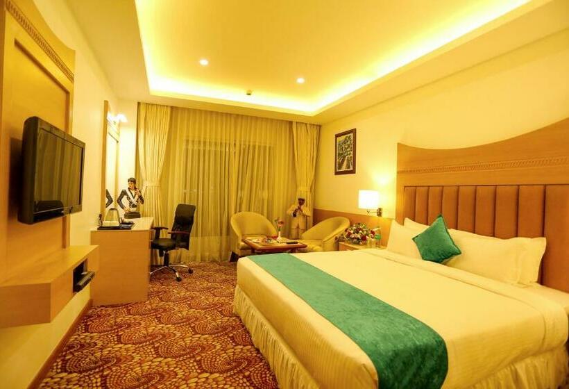Номер Deluxe, Sivaraj Inn Salem