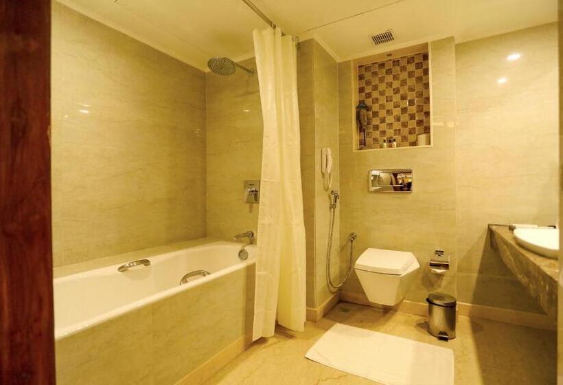 Президентский Люкс, Sivaraj Inn Salem