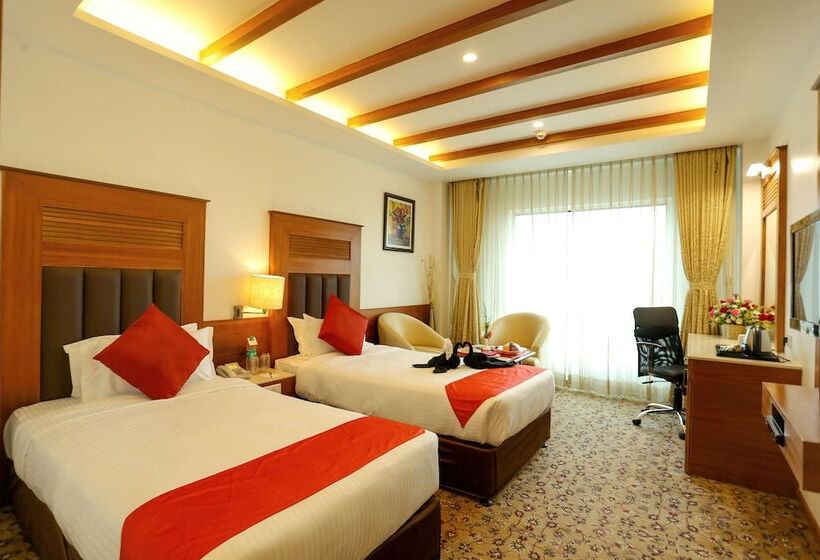 Номер Стандарт, Sivaraj Inn Salem
