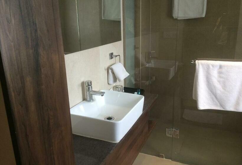 수피리어 룸, The Lotus Hotel Sameera