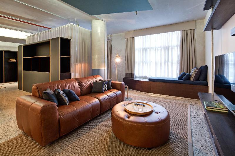 デラックススイート, Zara Tower – Luxury Suites And Apartments