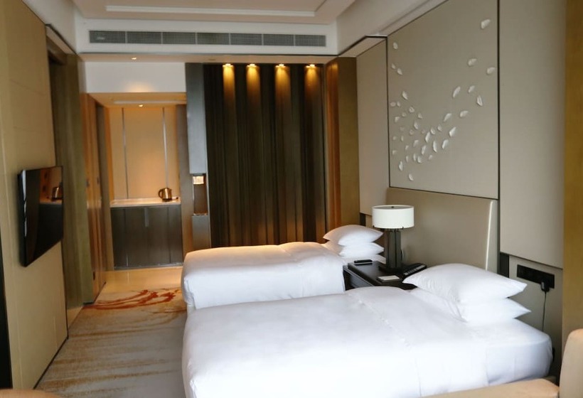 Номер Клуб, Hyatt Regency Fuzhou Cangshan