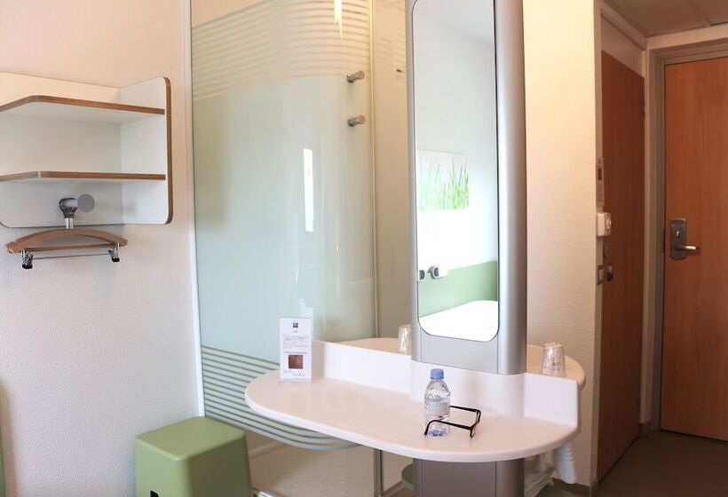 חדר סטנדרט, Ibis Budget Castelnaudary  A61