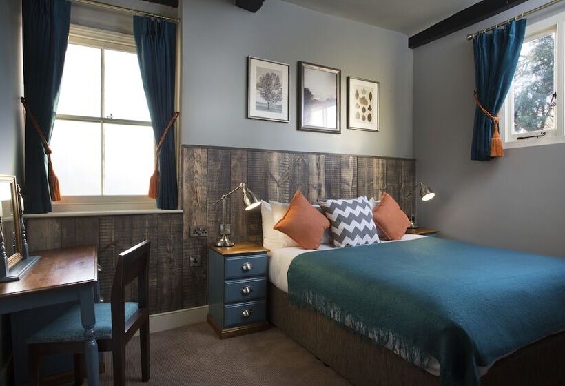 Номер Superior, The Ostrich Inn Colnbrook London Heathrow
