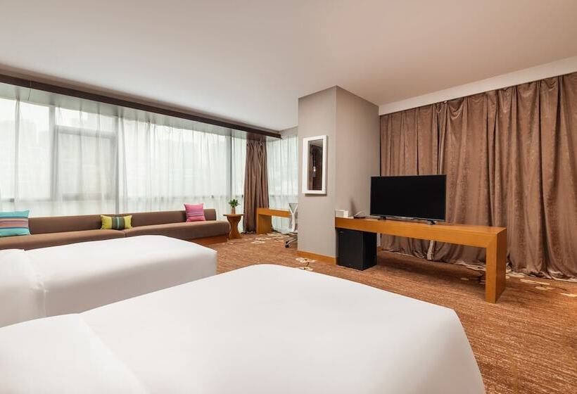 Номер Deluxe, Hilton Garden Inn Guiyang Yunyan