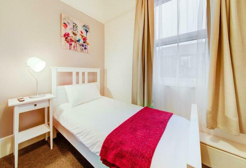 标准单人间, The Regents Guest House