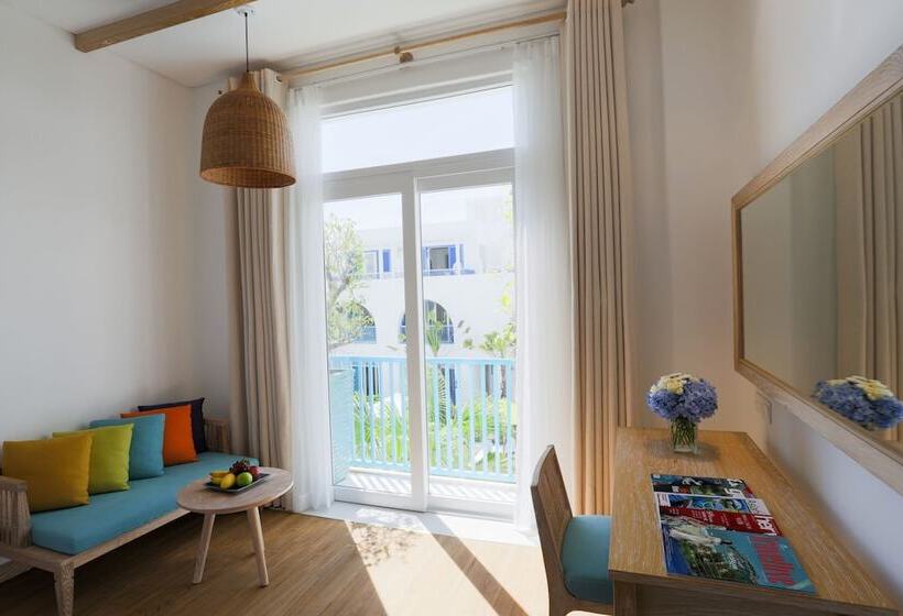 اتاق دلوکس با تخت کینگ و چشم‌انداز شهر, Risemount Premier Resort Danang