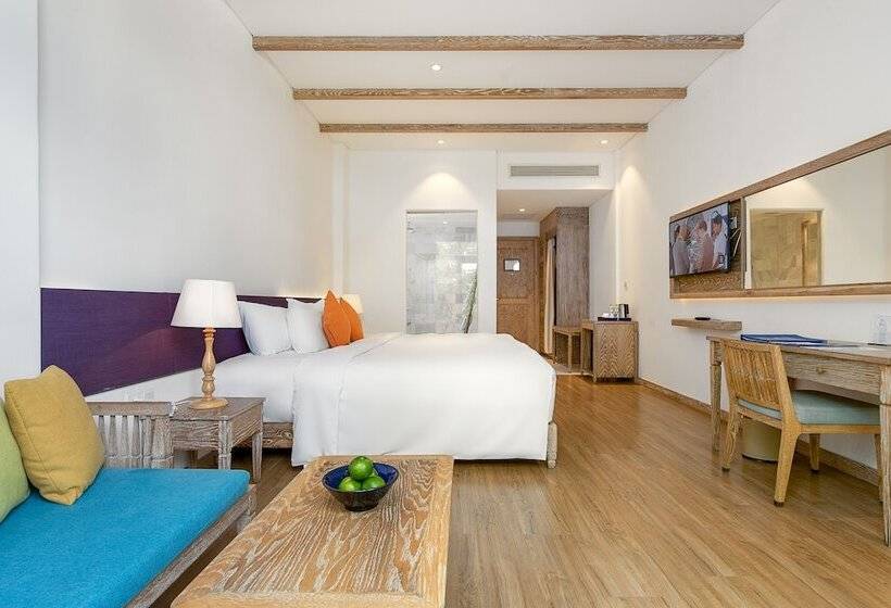 اتاق دلوکس با تخت کینگ و چشم‌انداز شهر, Risemount Premier Resort Danang