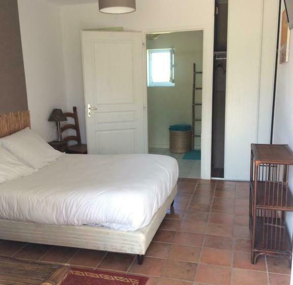 Номер Стандарт, Chambre D Hôte El Dorado