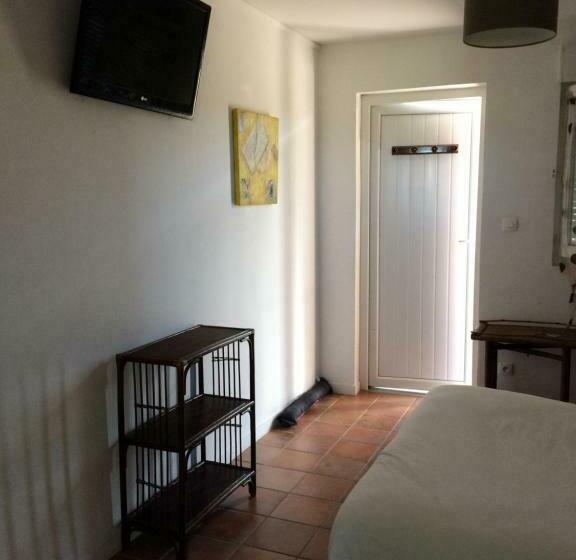 Номер Стандарт, Chambre D Hôte El Dorado