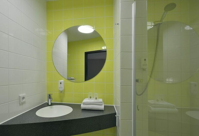 Номер Стандарт, B&b Hotel Mülheim An Der Ruhr