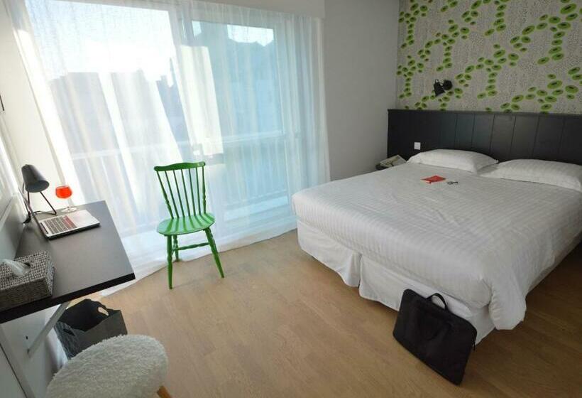 Номер Superior Вид на Море, Logis Hotel Du Port