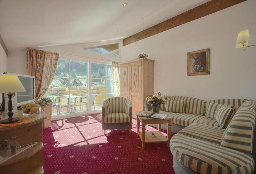 Люкс 2 Спальни, Landhotel Berghof