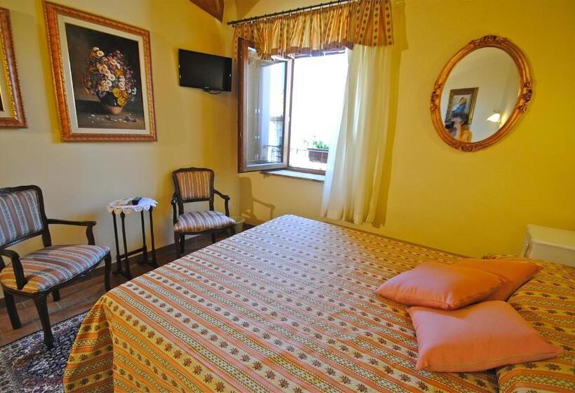 Номер Superior, Torre Sangiovanni Albergo E Ristorante Da Rosary