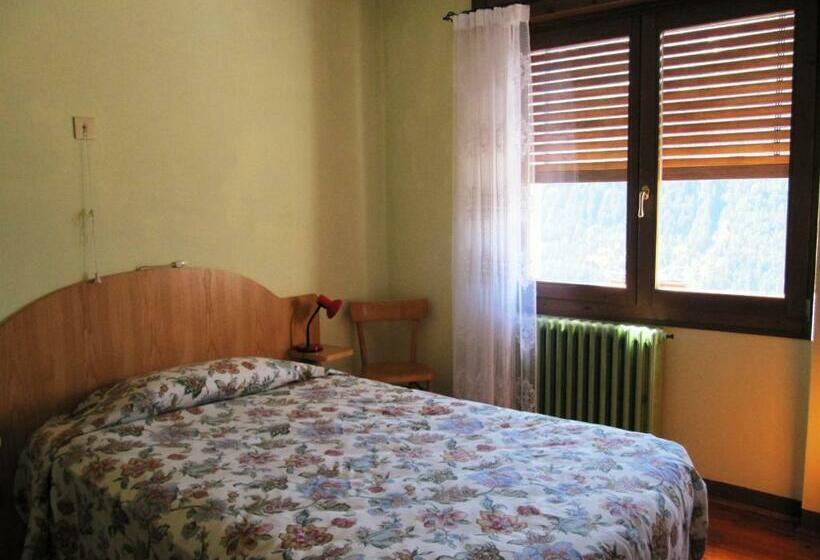 标准间, Albergo Eden