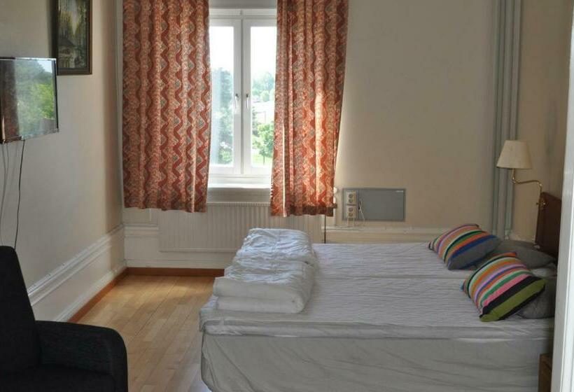 Номер Стандарт Совместная Ванная, Carlstad Sport Hostel