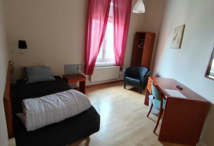Номер Стандарт Индивидуальный Совместная Ванная, Carlstad Sport Hostel
