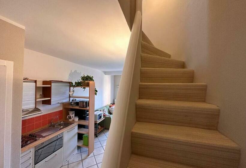 1 Bedroom Apartment Lake View, Residence Brentano Lake View Apartment
