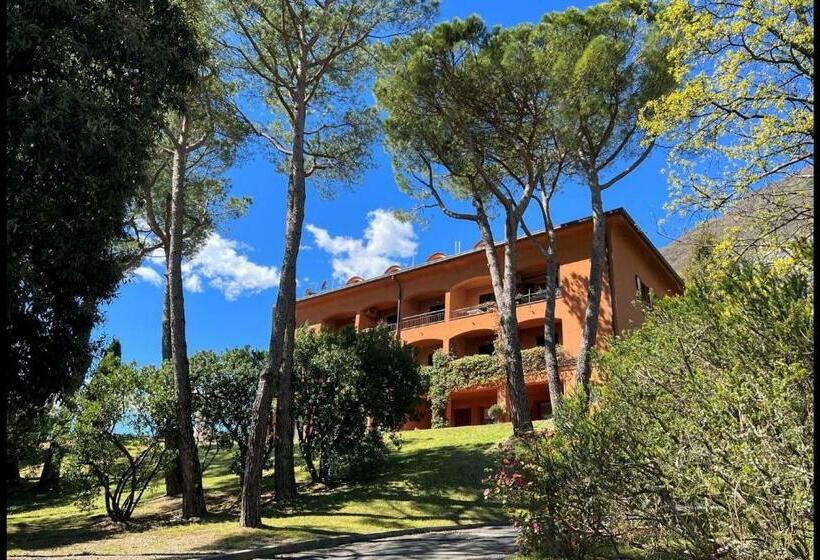 1 Bedroom Apartment Lake View, Residence Brentano Lake View Apartment