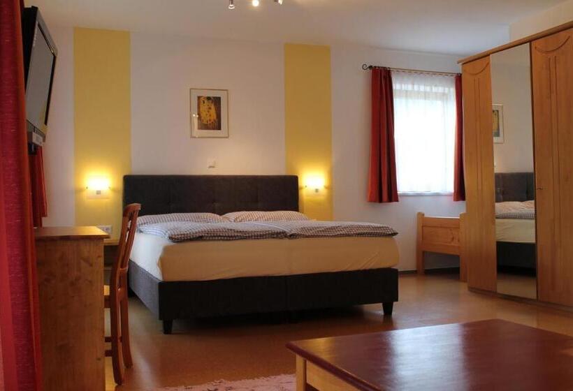 Номер Стандарт, Sonne