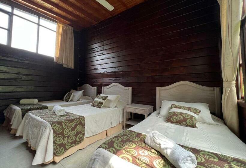 بنجلو قياسى غرفتين نوم, Villeta Resort