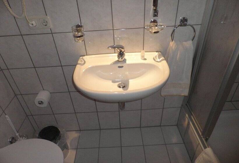 Quarto Estandar Individual, Haarener Hof
