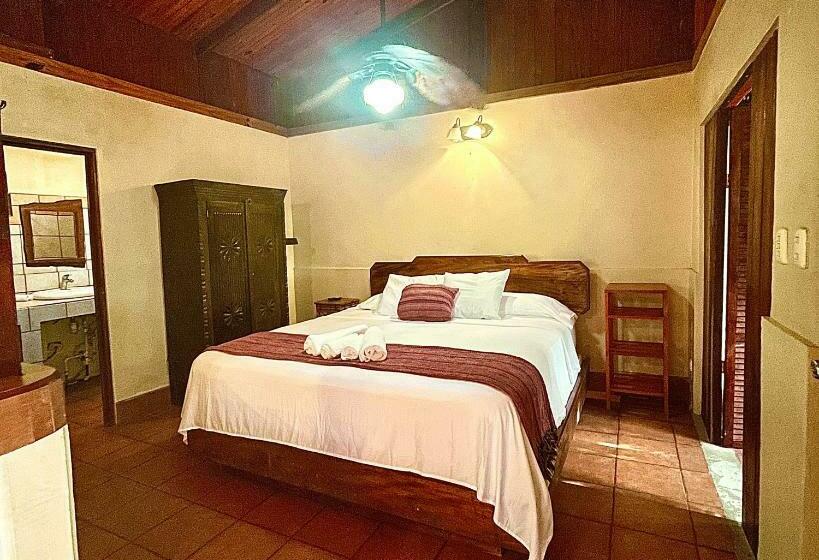 Apartamento 1 Dormitório com Sacada, Rio Lindo