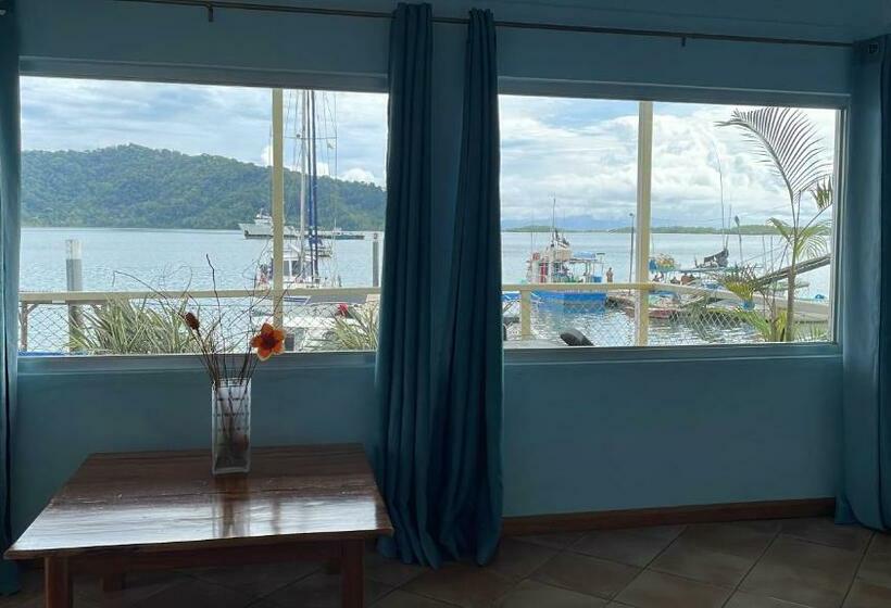 Люкс, Banana Bay Marina