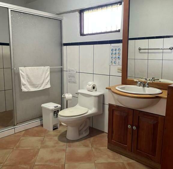 Четырехместный Номер Стандарт, Banana Bay Marina