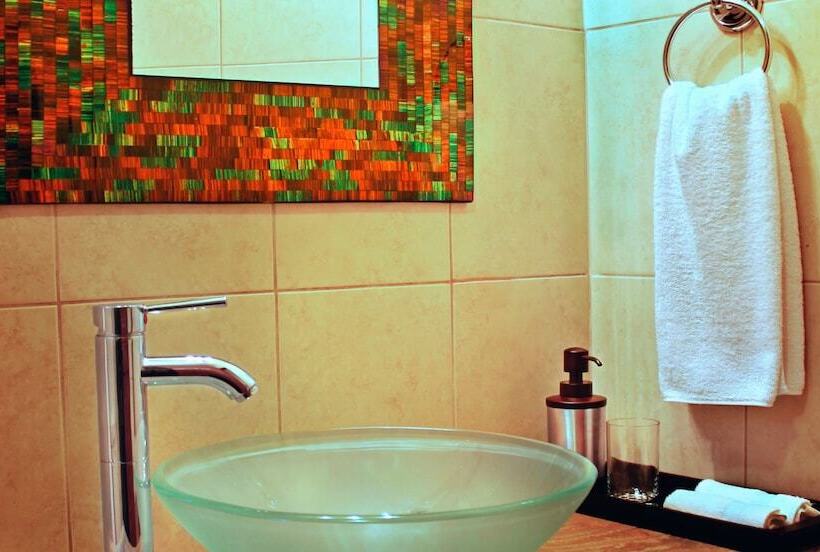 Quarto Estandar Cama King, Boquete Garden Inn