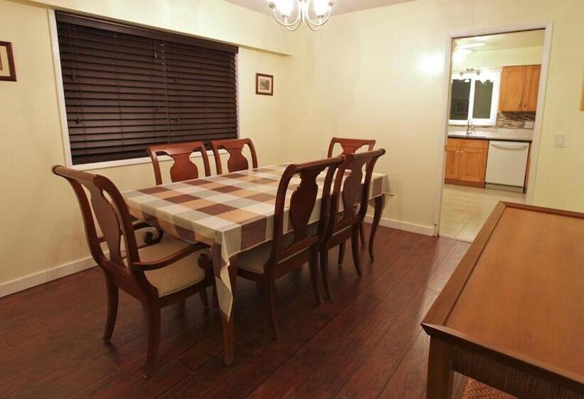 סוויטה משפחתית, Cherry Tree Inn Victoria
