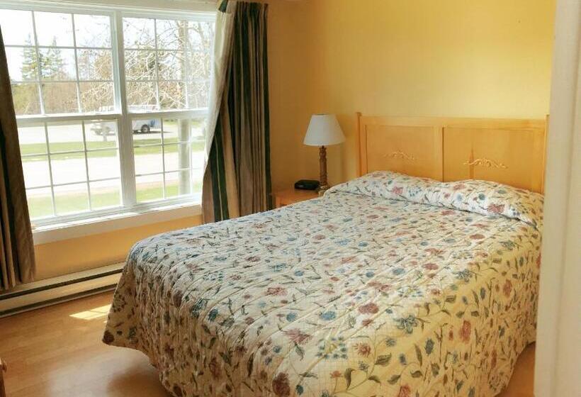 침실 3개 아파트, The Cavendish Motel