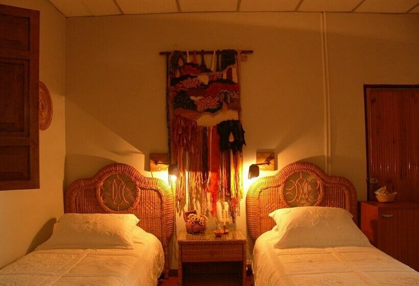 Quarto Quádruplo Estandar, Finca Machangara