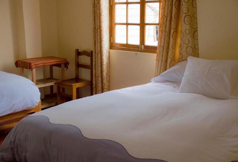 اتاق خانوادگی, Tumy House B&b