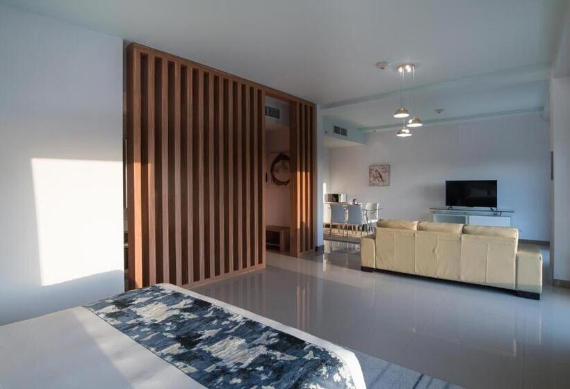 스위트 킹사이즈 침대, Holiday Inn Express Baruna, An Ihg