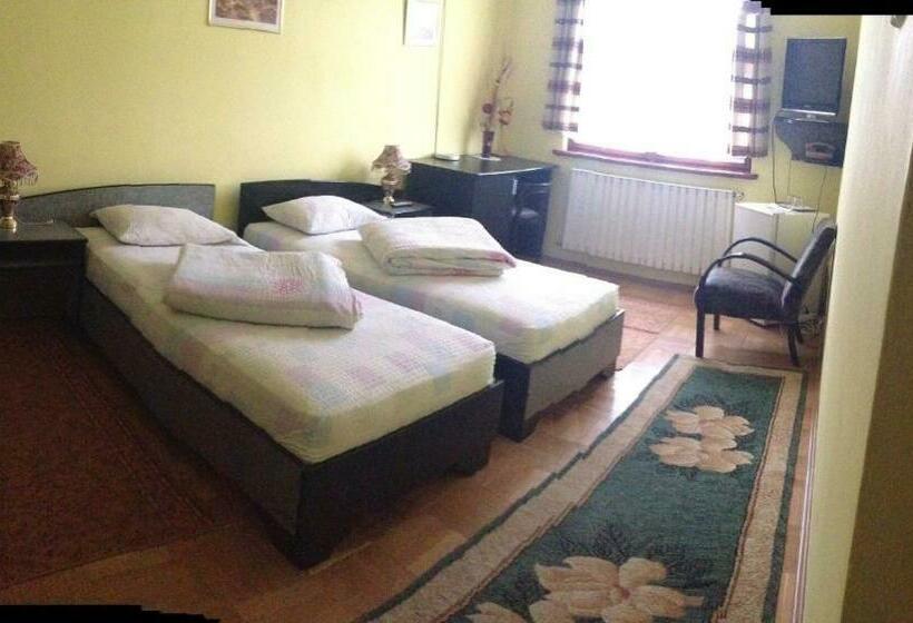 Номер Стандарт, Motel Buti