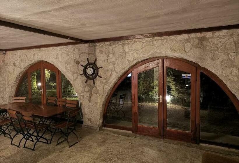اتاق استاندارد چهار تخته, Marina Park