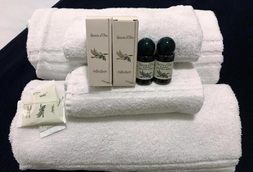 Номер Стандарт Трехместный, Fiumicino Airport B&b Deluxe