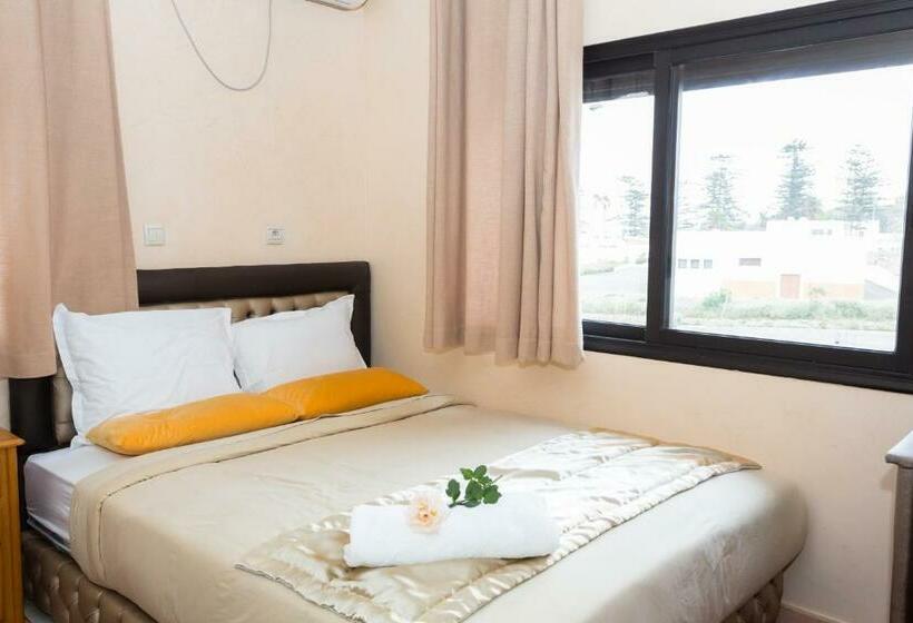 اتاق استاندارد یک نفره, Hôtel Jawharat El Jadida