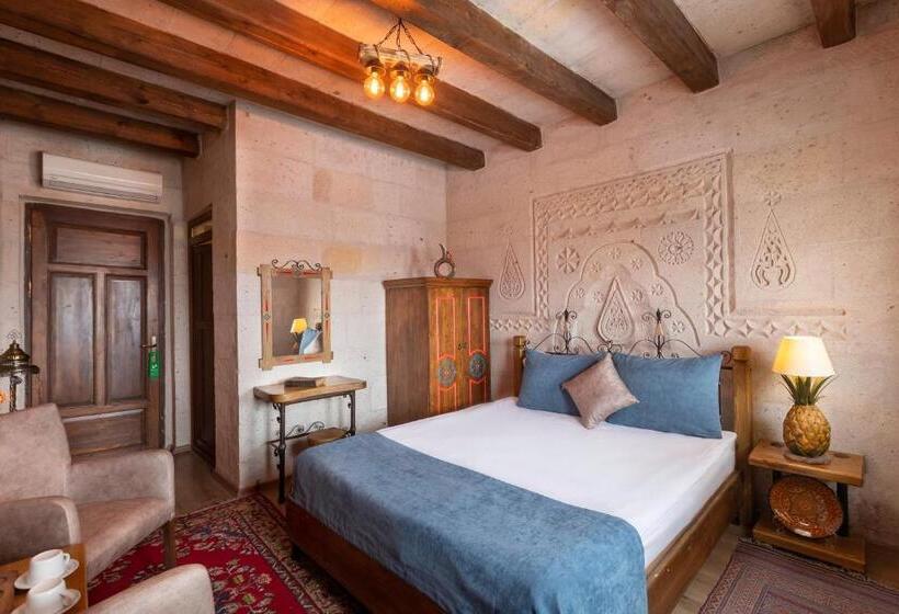 Quarto Estandar com Terraço, Maron Stone House