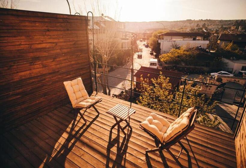 Quarto Estandar com Terraço, Maron Stone House
