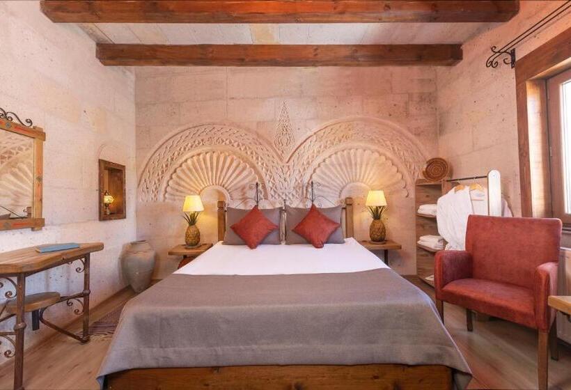 Suíte com Hidromassagem, Maron Stone House