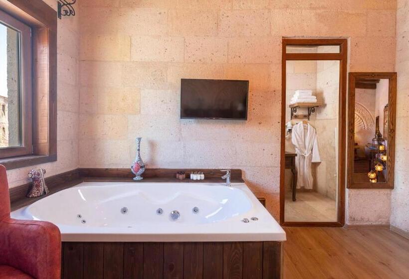 Suíte com Hidromassagem, Maron Stone House