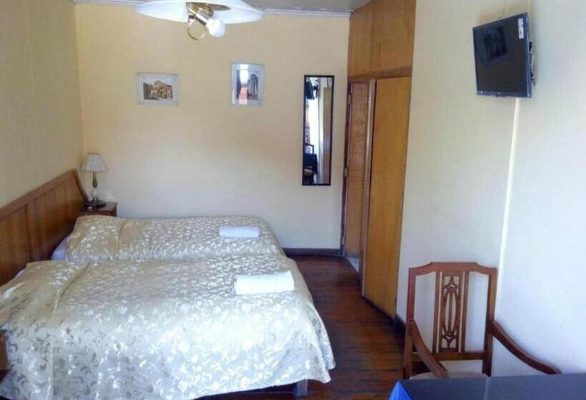 스탠다드 룸, Hostal Lluvia De Oro