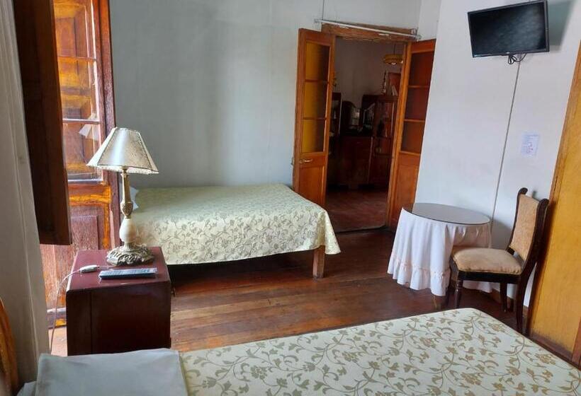 패밀리 룸, Hostal Lluvia De Oro
