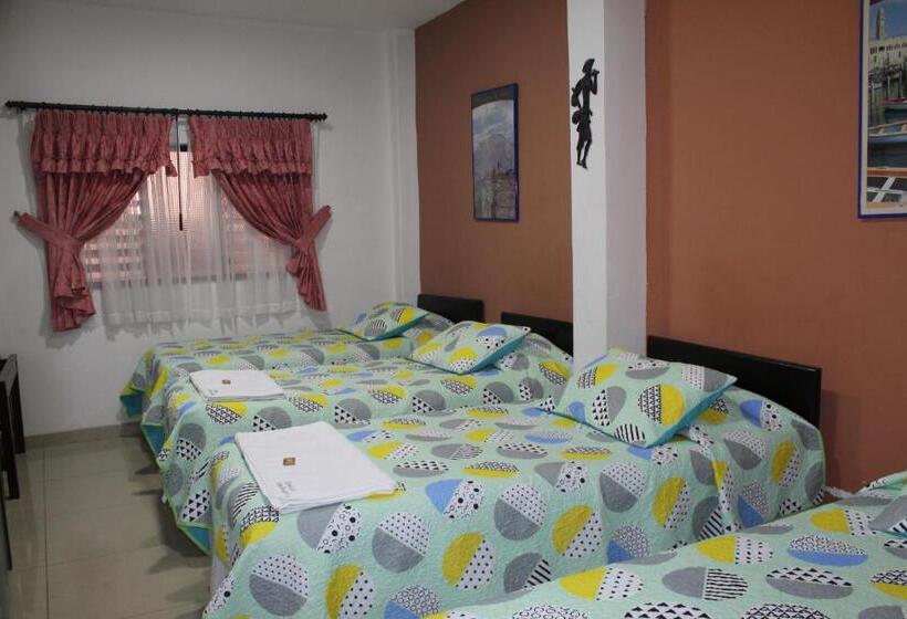 Четырехместный Номер Стандарт, Hostal Isla Señorial