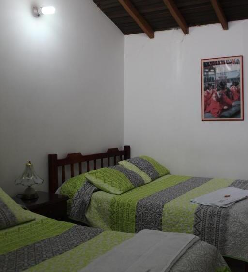 Номер Стандарт Трехместный, Hostal Isla Señorial